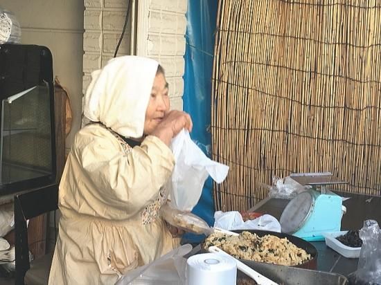 あさりやさん　小川さん